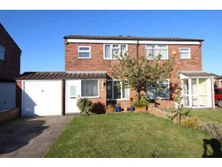 4 bedroom, Semi-detached House house..
