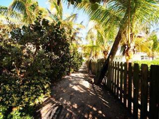 Land For Sale: Hobe Sound, Florida