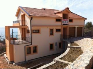 House in Dobra voda, Bar