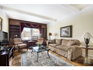 2 bedroom Apartment For Sale: 51 EAST..