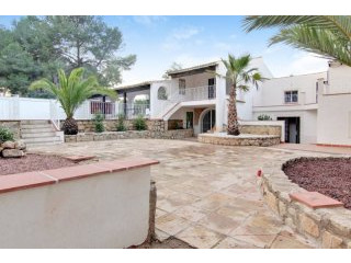 Spanish Finca close to the beach in..