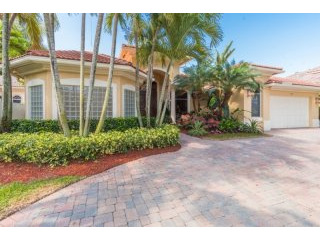 4 bedroom House For Sale: 10842 Blue..