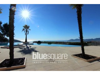 MOUGINS - 1 bedroom apartment for sale..