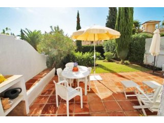 2 bedroom town house for sale