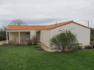 2 Bedroom Bungalow With Attached Garage..