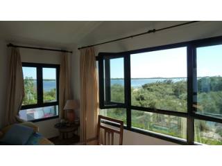 Villa - This is a large villa located..