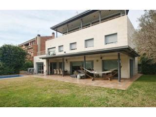 5 bedroom Detached House For Sale:..