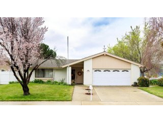 3 bedroom House For Sale: 390 Terrace Ct