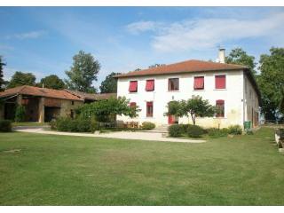 Impressive Manor House With Gite