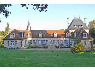 11 bedroom Castle For Sale: 02000 LAON