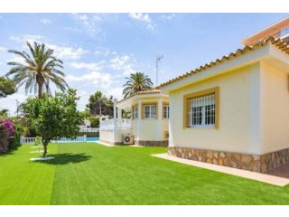 3 Bedroom 3 Bathroom Villa In Orihuela..