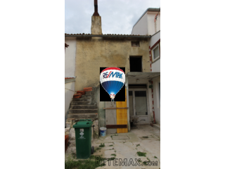 Istra,Štinjan - Kuća za renoviranje u nizu