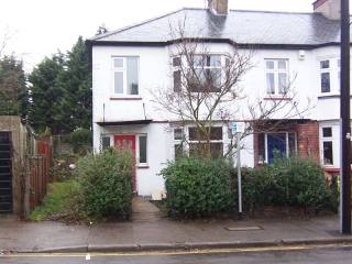 3 Bedrooms - Property - Kent - For Rent
