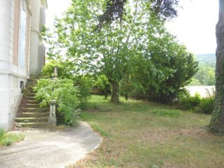 4 Bedroom Village House With Pretty..