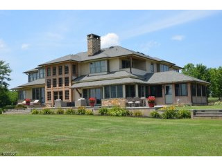 5 bedroom Detached House For Sale: 126..