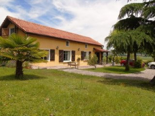 4 Bedrooms - House - Midi-Pyrenees -..