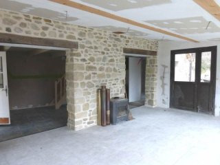 3 Bed Stone House To Finish Off With..