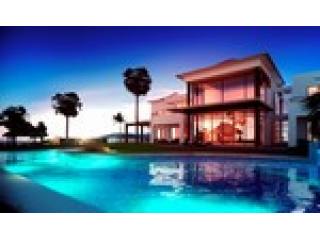 8 Bedrooms - Villa - Malaga - For Sale