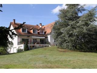 6 bedroom Villa For Sale: 86270 LA..