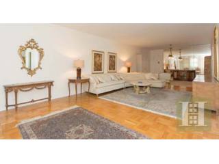 2 bedroom Apartment For Sale: 3530..