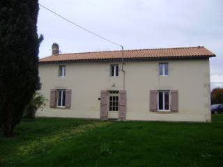Large Detached 2 Bedroom House
