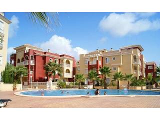 2 Bed Luxurious Apartment minutes from..