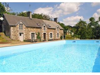 Stunning House With Pool and Outbuilding