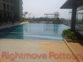 1 Bedroom Condo for sale in Wongamat -..