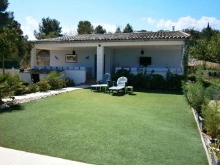 Gorgeous 3 Bedroom Country House For..