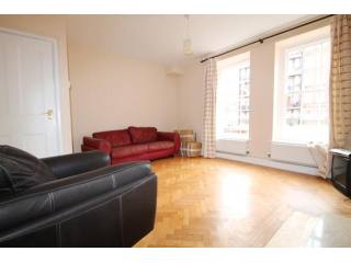 2 bed flat to rent
