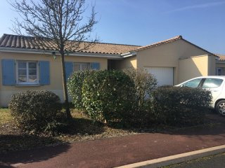 Bungalow For Sale With Swimming Pool..