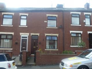 ***stunning 3 Bed Terraced With 2..