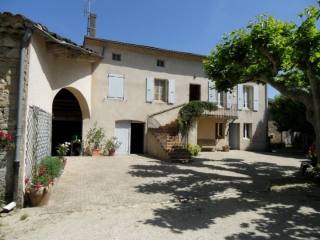 House With Annexes On 1.5 Hectares