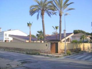 MAGNIFICENT DETACHED VILLA
