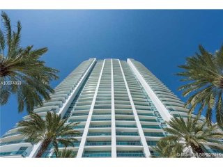 2 bedroom Flat For Sale: 1331 Brickell..