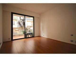 Luminous Apartment In The Carre D'or..