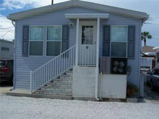 2 bedroom Mobile Home For Sale: 3710..