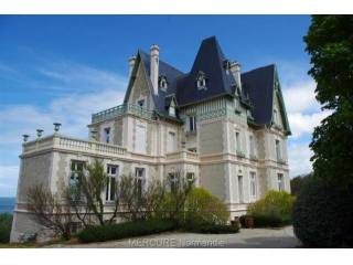 9 bedroom House For Sale: 14910..