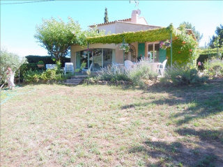 Country House in Quiet Setting