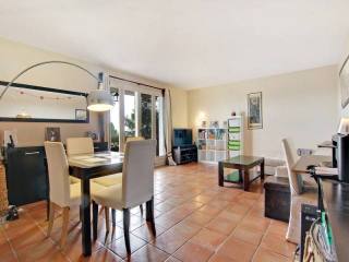 Mougins le Haut: 2 bedroom apartment..