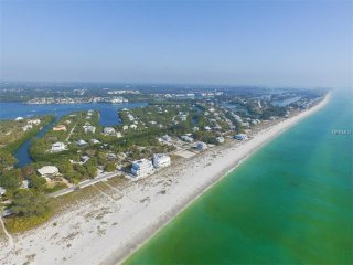 Land For Sale: 351 N Gulf Blvd..