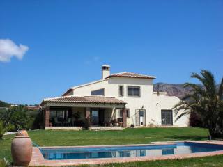 4 Bedroom Villa in Jesus Pobre