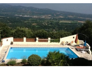 Beautiful Villa With Spectacular Views..