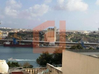 Terraced Apartment Floriana, Central..