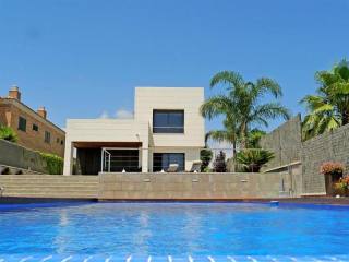 4 bedroom Detached House For Sale:..