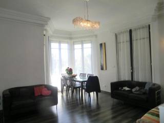 Lovely and bright two bedroom