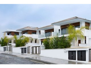 Modern and new House for rent in..