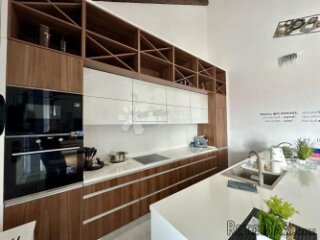 PENTHOUSE 140M2 kompletno namješten PRILIKA!! 300m od mora