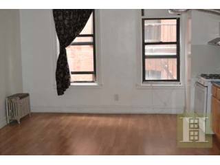 1 bedroom Apartment For Sale: 825..