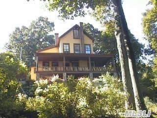 174 15th Ave Sea Cliff, NY 11579